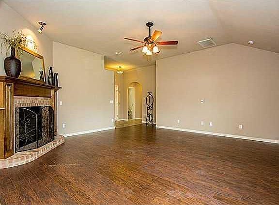 3rd image of 17128 Triana Dr