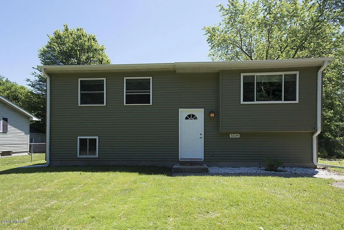 5539 S Sprinkle Rd photo 1