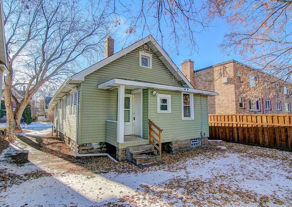 1st image of 1083 Selby Ave