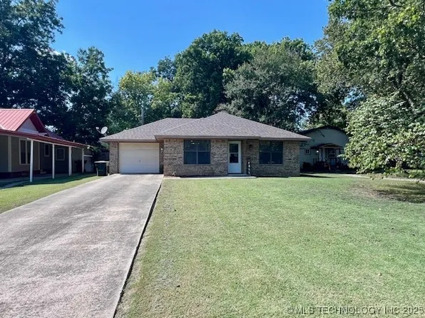 307 N 8th Ave, Durant, OK 74701