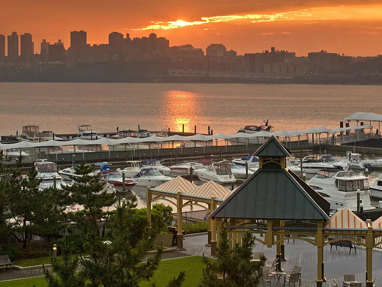 Enjoy a run, walk, or bike ride along our riverwalk with skyline as your backdrop