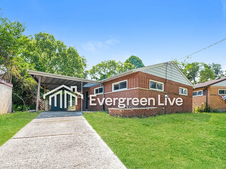2020 Faywood Dr — Photo 3