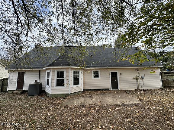 2nd image of 7235 Holly Grove Dr