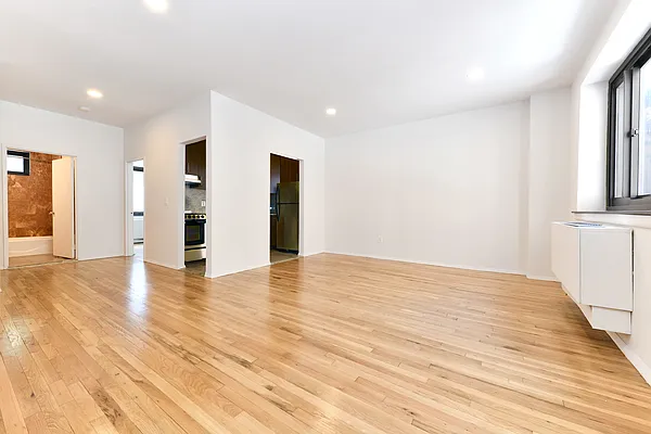 Rented by AZ REALTY NYC LLC | media 8