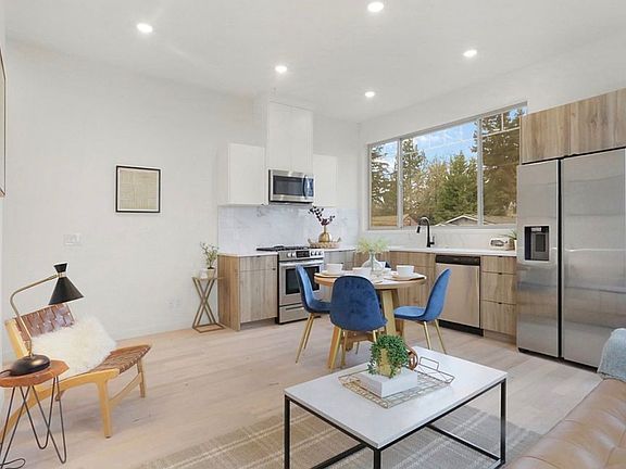 3rd image of 6610 N Greenwich Ave #9