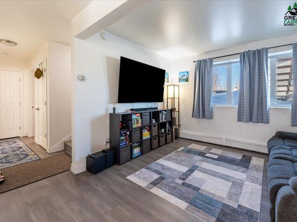 fairbanks-alaska-2083492924 picture