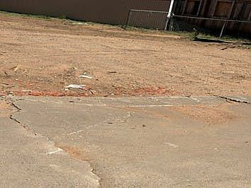 1st image of 407 N Lea St