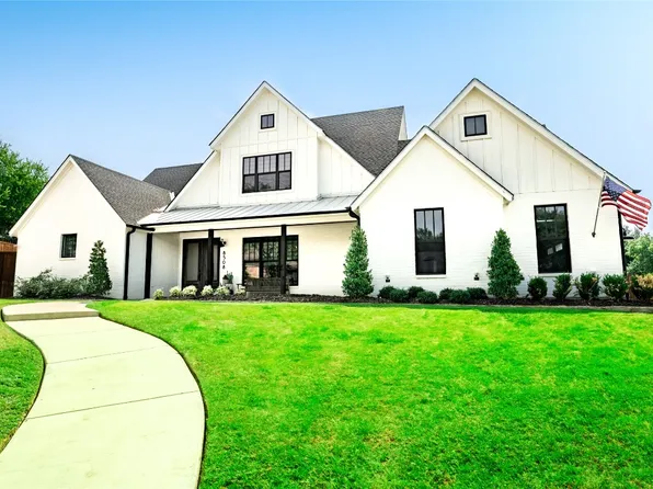 8508 Woodlake Cir, Fort Worth, TX 76179