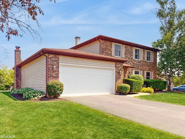 4265 Portage Ln, Hoffman Estates, IL 60192