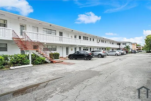 1 bed, 660 sqft, $1,800 — Photo 2