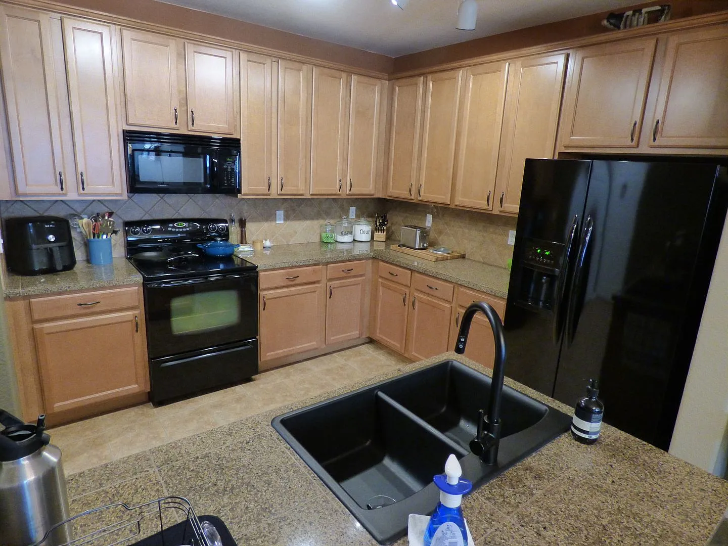 $0 Deposit Option. Dove Valley, Absolutely Immaculate, 3 Bed Plus Desk Alcove And Bonus Room! Ope... — Photo 3