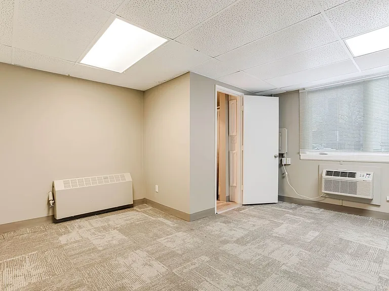 Frances Apts — Photo 26