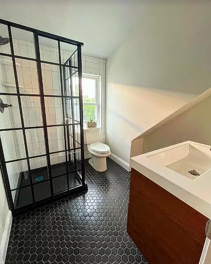 28 Franklin St #3 — Photo 6