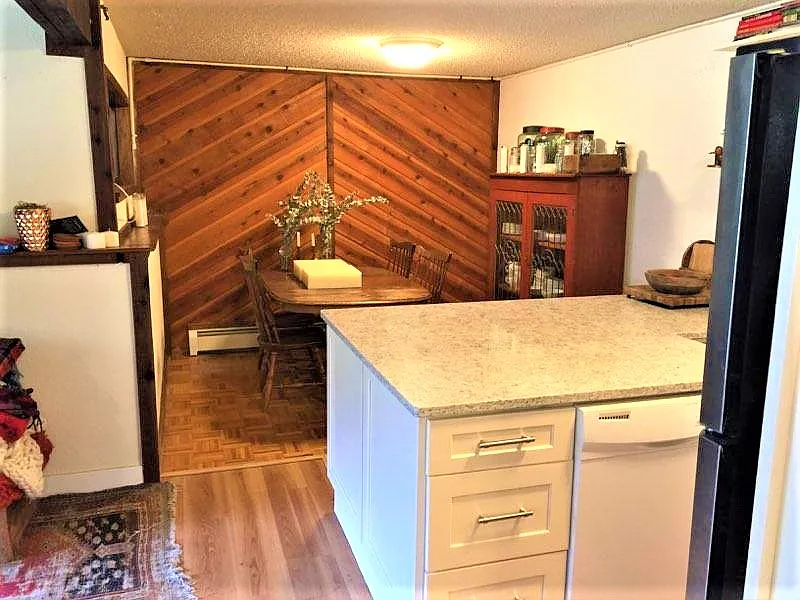 3 bed, 1500 sqft, $2,950 — Photo 2