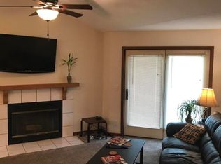 2406 Park De Ville Pl, Columbia, MO 65203