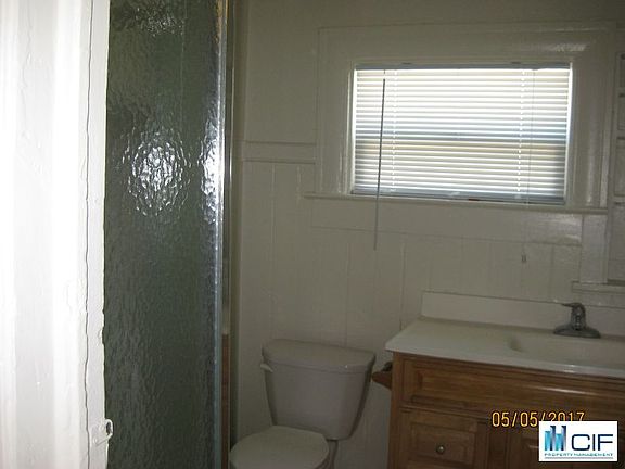 5th image of 538 1/2 Seabright Ave