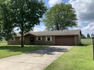 9509 N Sugarwoods Ct, Muncie, IN 47303