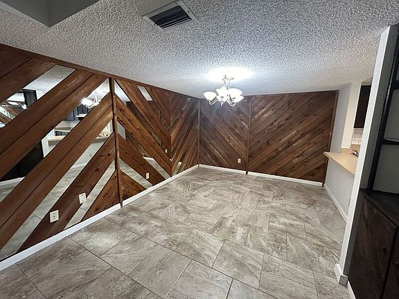 5th image of 4779 Puritan Cir