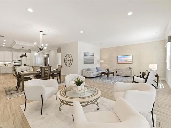 3rd image of 21490 Strada Nuova CIR #201