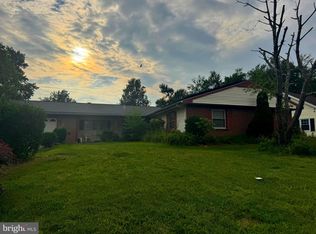 163 Twin Hill Dr, Willingboro, NJ 08046