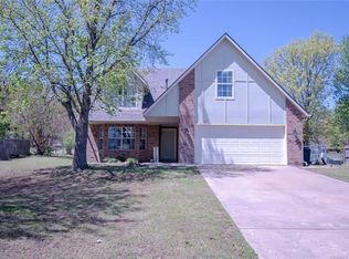 11904 S 267 East Ave, Coweta, OK 74429