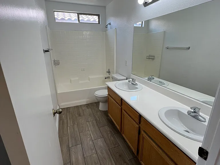 1834 Shining Elm Ct — Photo 18