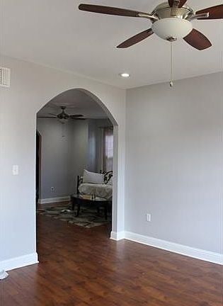 4th image of 4208 Walmsley Ave