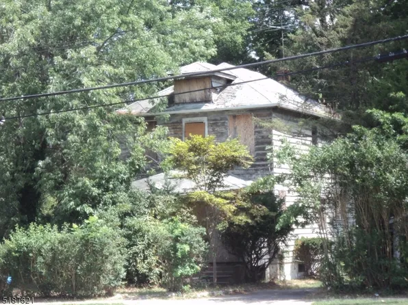 146 Cedar Knolls Rd, Whippany, NJ 07981