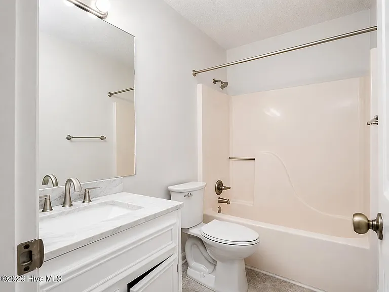 41 Upton Ct — Photo 14