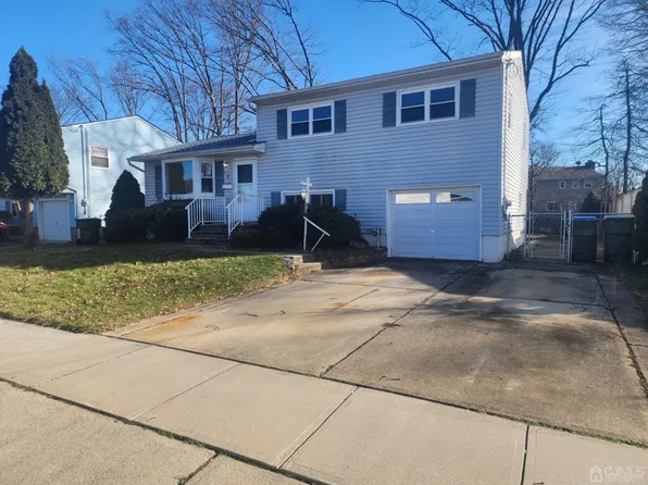 8 Eastlick Rd, Edison, NJ 08817