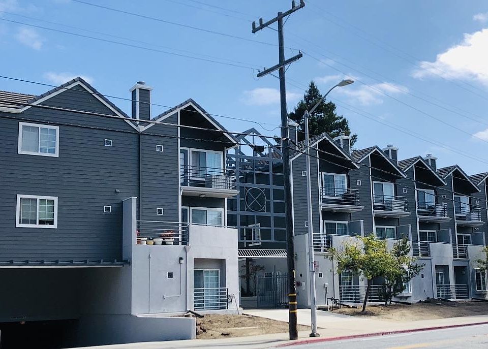 1st image of 128 El Camino Real #206