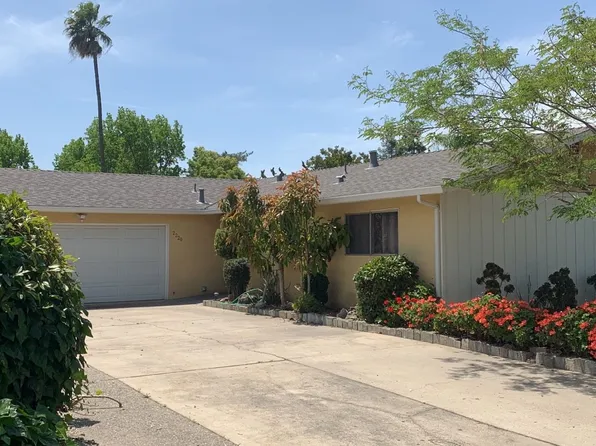 2220 Jeanine Dr, Modesto, CA 95355