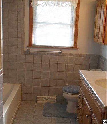 5th image of 6037 Tam O Shanter Dr