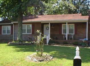 2701 Rosebud Ct, Prince George, VA 23875