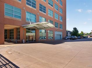 8025 Maryland Ave Unit 3F, Saint Louis, MO 63105