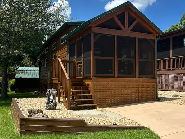 27 Wapiti Ln, Cleveland, GA 30528