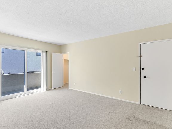 2nd image of 12618 Venice Blvd APT 6