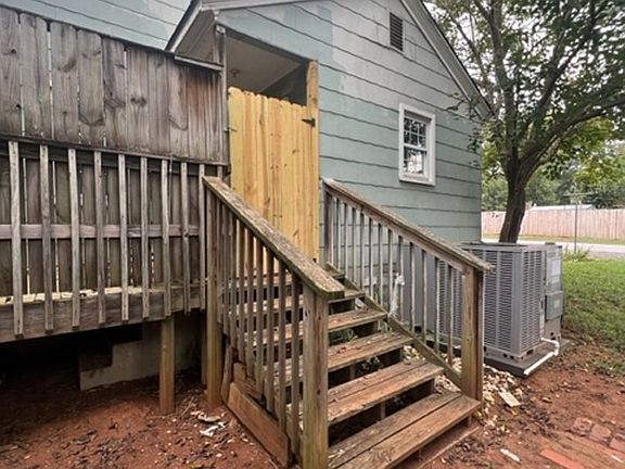 3rd image of 1 Berkley Ave