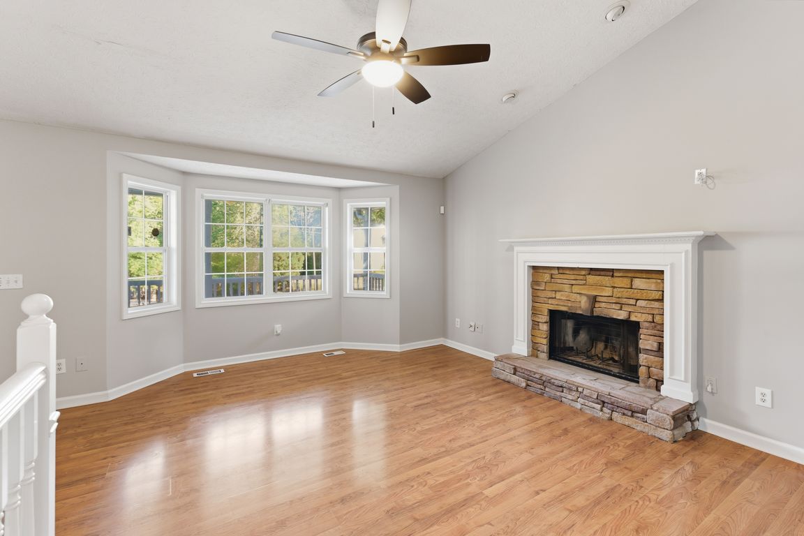 next background image