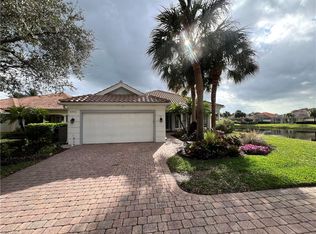 4365 Queen Elizabeth Way, Naples, FL 34119
