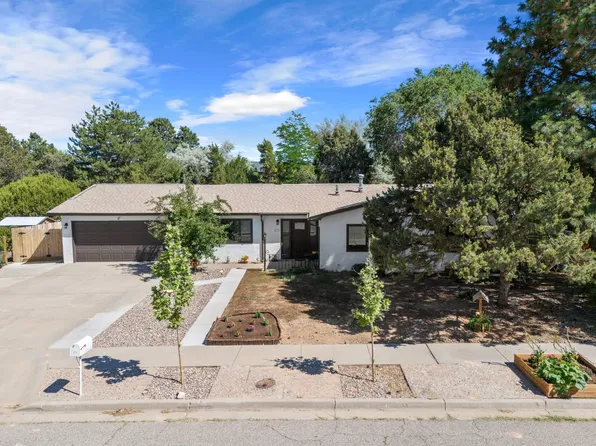 275 Donna Ave, White Rock, NM 87547