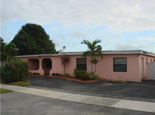 9750 SW 45th St, Miami, FL 33165