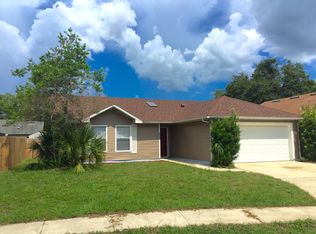 226 S Aberdeen Cir, Sanford, FL 32773