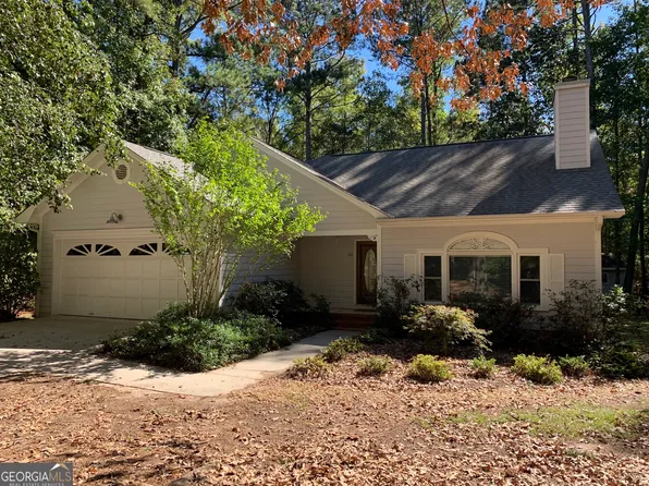 108 Falcon Ct, Bogart, GA 30622