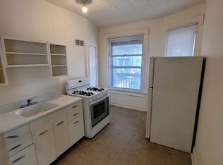 1319 S 20th St, Milwaukee, WI 53204