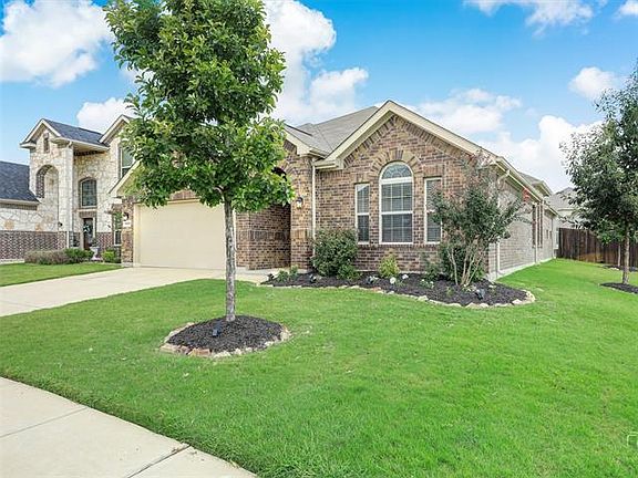 3rd image of 11400 Aquilla Dr