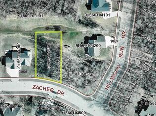 1070 Zacher Dr, Oshkosh, WI 54901