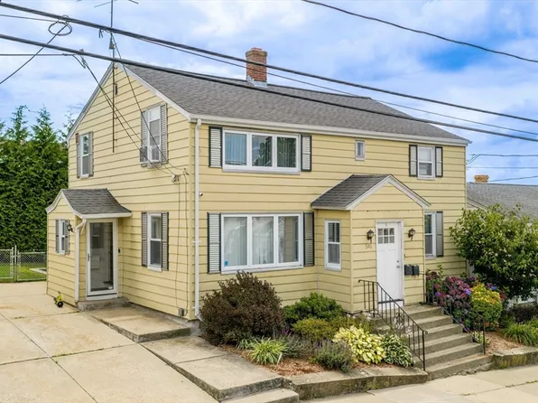 541 Woodman St, Fall River, MA 02724