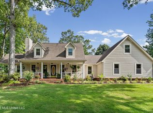 4860 Maple Hill Dr, Nesbit, MS 38651