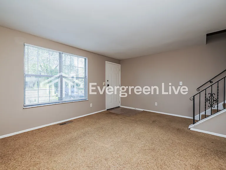 8307 Mount Carmel St — Photo 5
